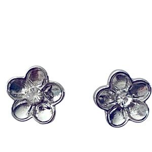 6mm Silver Flower Stud Earrings